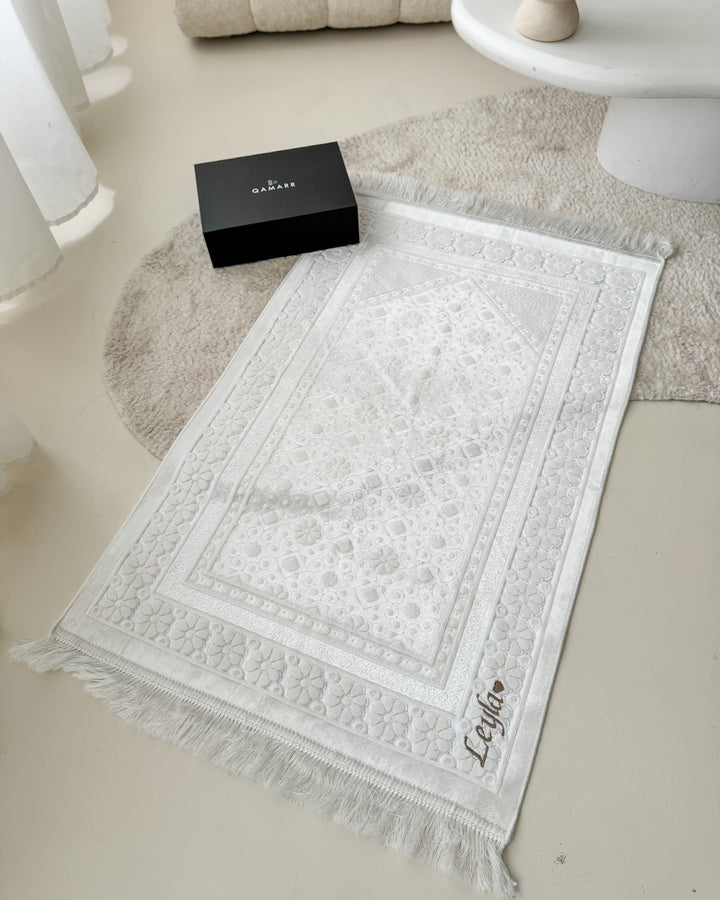 QAMARR ® Majestic Personalized Prayer mat Giftbox - Pure Pearl