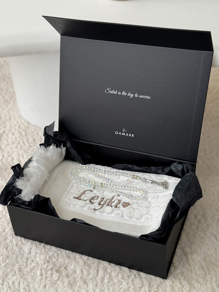 QAMARR ® Majestic Personalized Prayer mat Giftbox - Pure Pearl